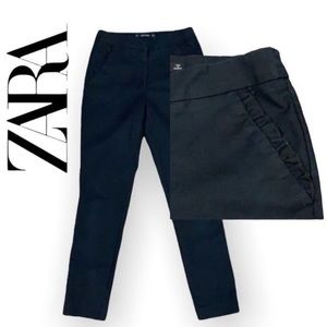 BLACK Zara pants with ruffled pocket